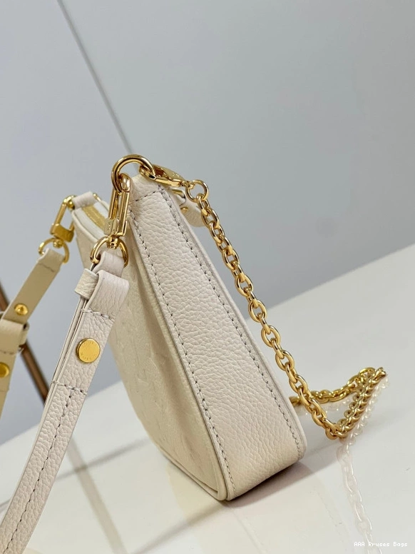 AAA Replica Ru POUCH EASY VUITTON ON LOUIS STRAP 0716